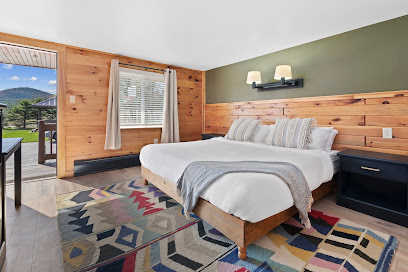 Wolfjaw Lodge