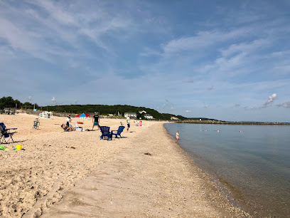 Meschutt Beach