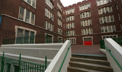 High School M560 - City As School