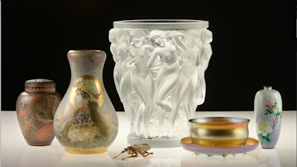 SYL-LEE ANTIQUES